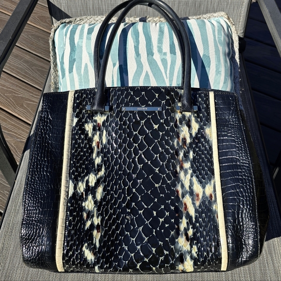 Brahmin Handbags - Brahmin Alice Carryall, Black Carlisle,  VGUC